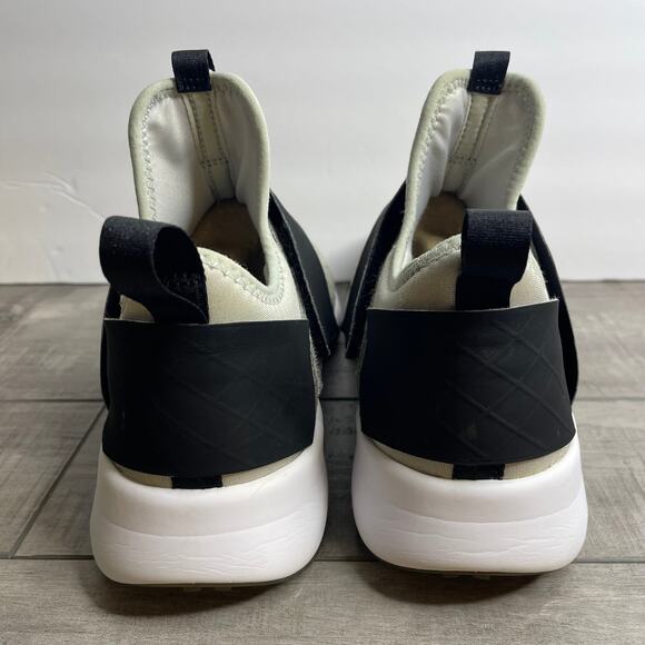 Womens NIKE AIR ZOOM Strong Grey Training Strap Shoes Sz 9 Running Fashion - Picture 5 of 11